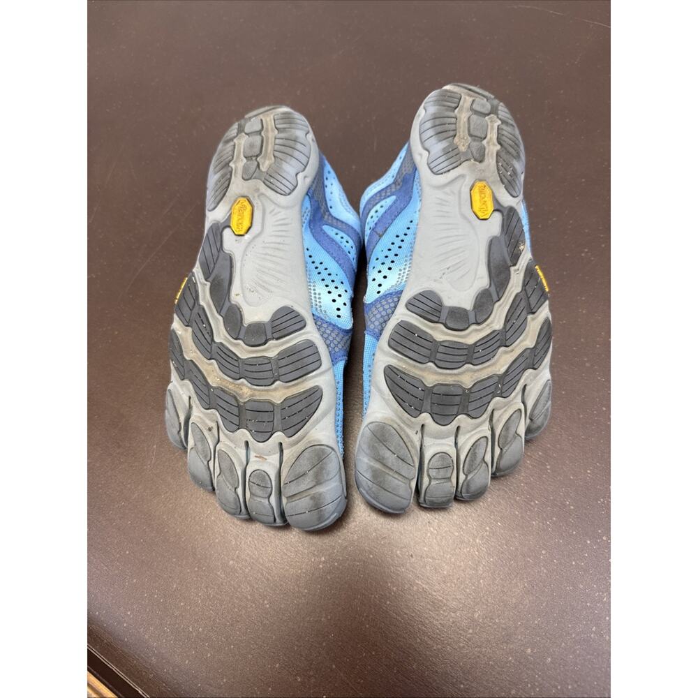 Vibram FiveFingers Women's Light Blue and Purple Toe Shoes - Picture 2 of 7
